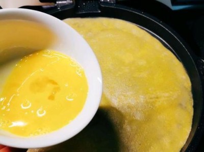 探秘可口的煎饼美味配方（用游戏感受烹饪乐趣，赢取舌尖惊喜）